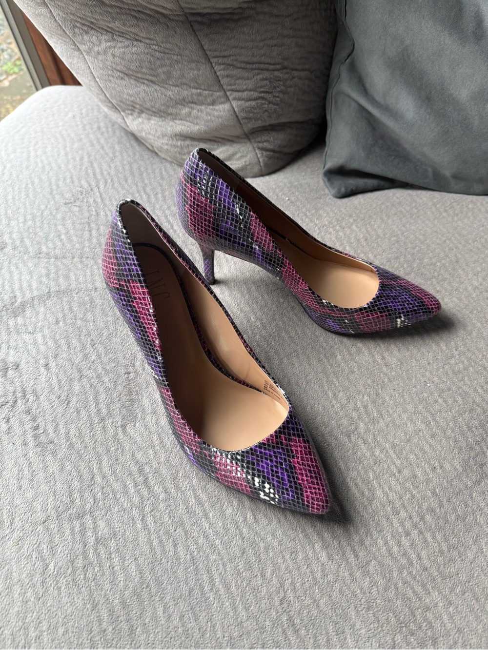 INC International Concepts Purple & Pink Snake-Print Pointed Pumps